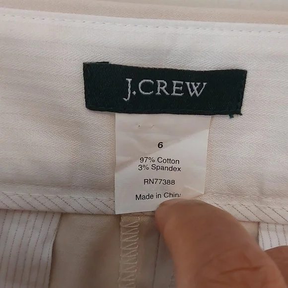 J.Crew Ecru White Pencil Skirt with Button Accent Women's Size 6 - Picture 5 of 8
